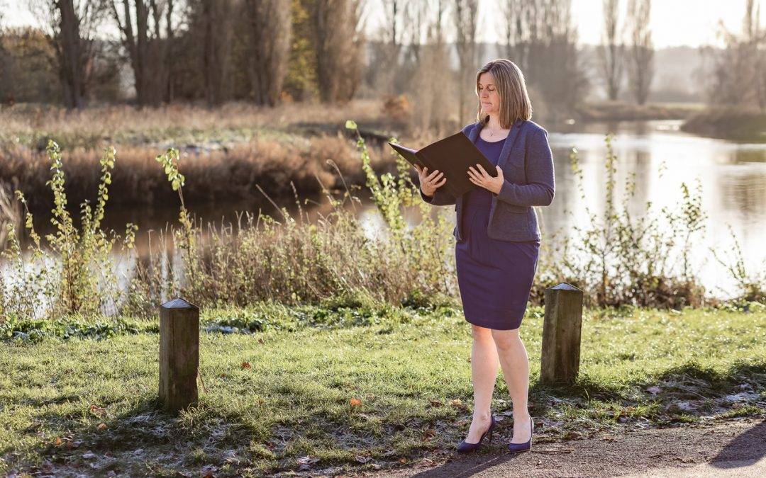 What Is A Funeral Celebrant?